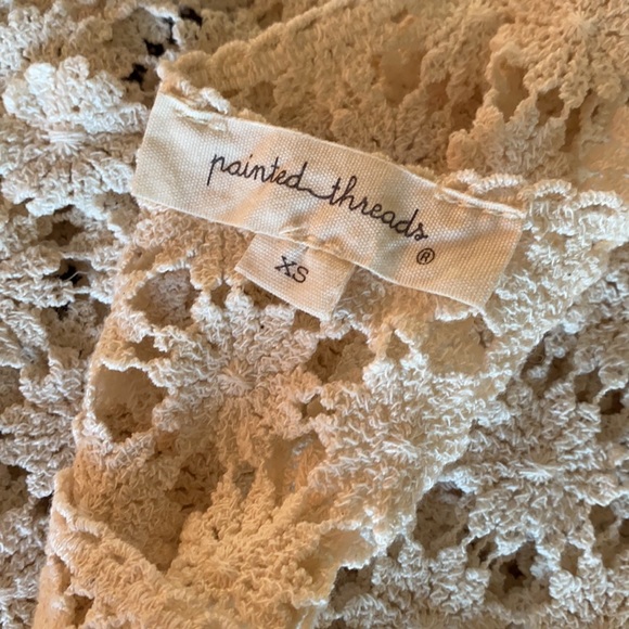 Floral Top - Picture 4 of 4